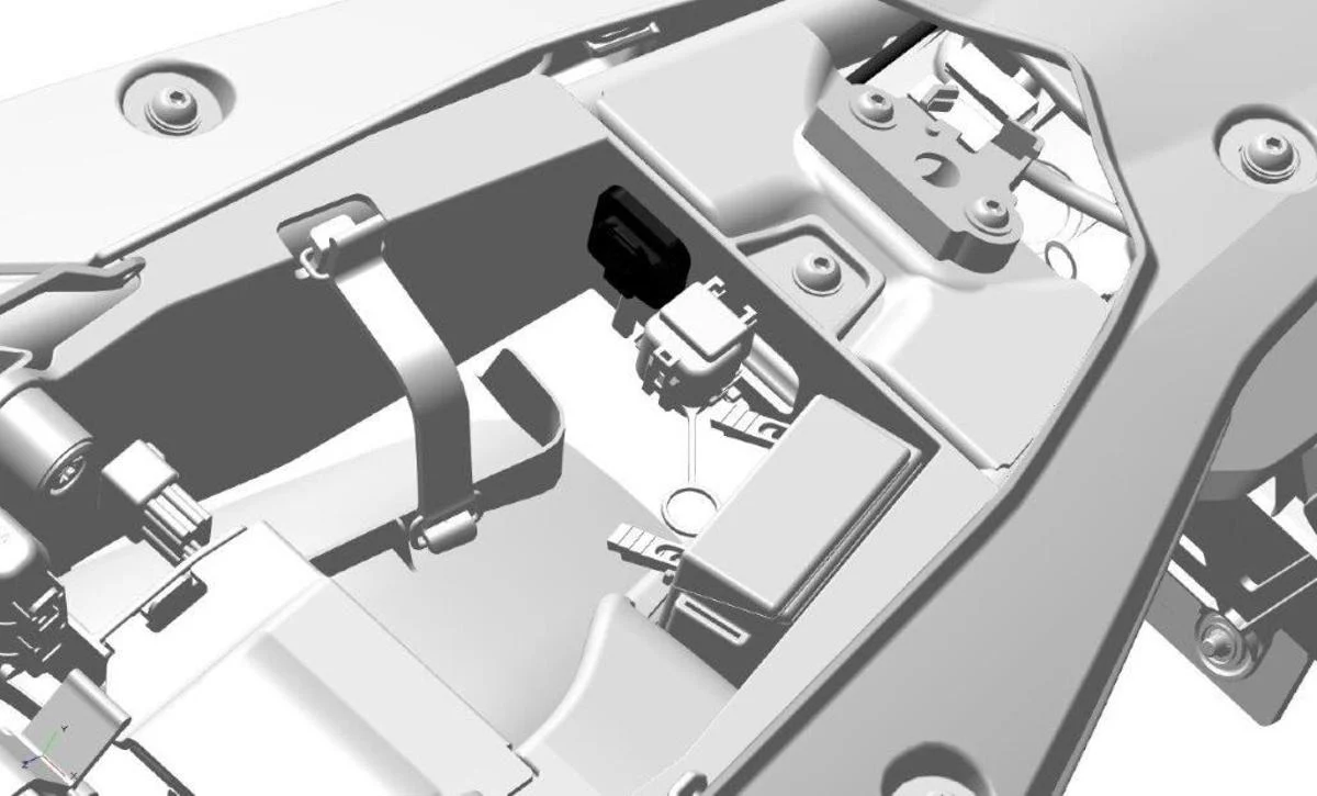 USB Power Socket 12 V 250/390/790/890 Adv 2019-2025 - Image 2