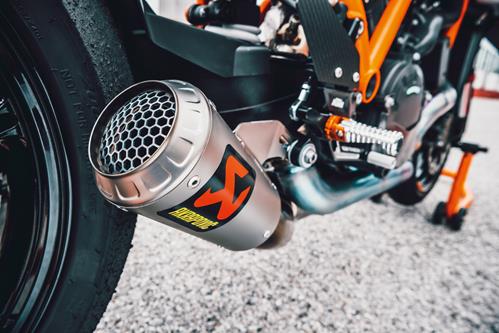 KTM Akrapovič Kit "Evolution Line" 1290/1390 SD R/EVO 2020-2025 - Image 3