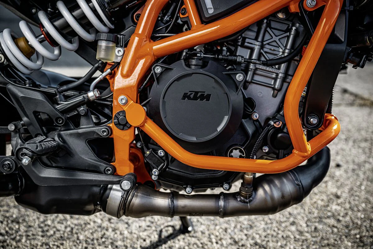 KTM Clutch Cover Protection 390 Adv/Duke/Enduro R/SMC R 2024-2026 - Image 2