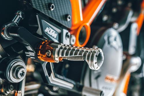 KTM Factory Footpeg System 1290/1390 SD 2020-2026 - Image 3