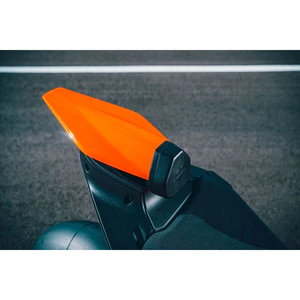 KTM Passenger Seat Cover 990 RC R 2026 - Image 3