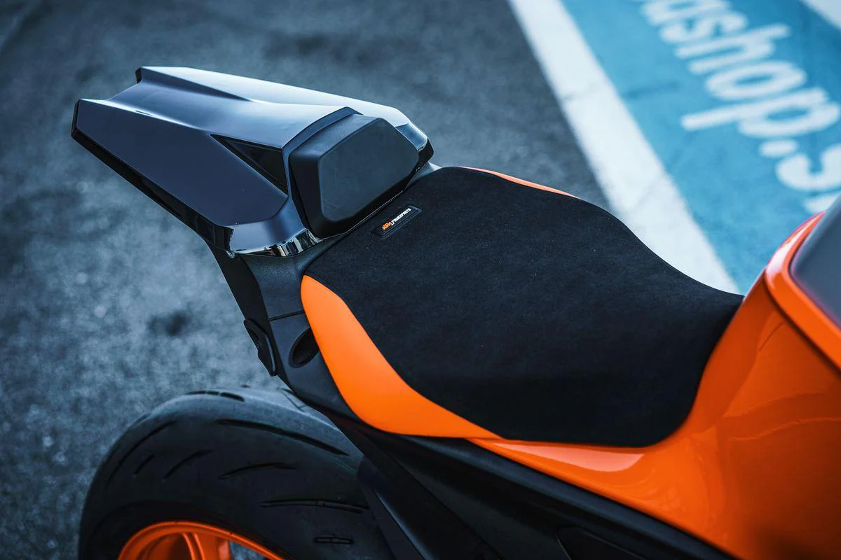 KTM Pillion Seat Cover 1290 Super Duke R/EVO 2020-2023 - Image 3