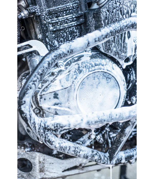 Muc-Off Nano Tech Motorcycle Cleaner - Image 3