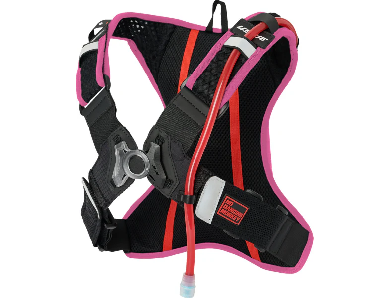 USWE Outlander 2L Hydration Pack - Image 14