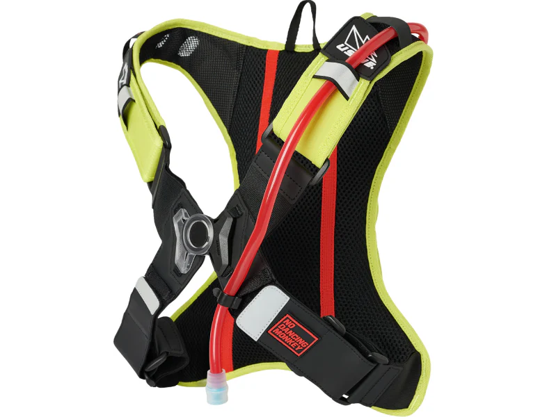 USWE Outlander 2L Hydration Pack - Image 17