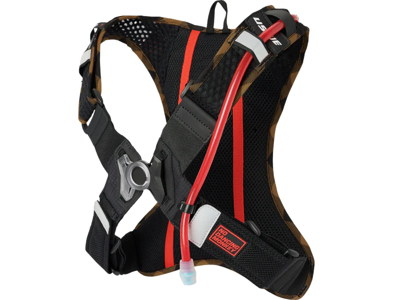 USWE Outlander 2L Hydration Pack - Image 23