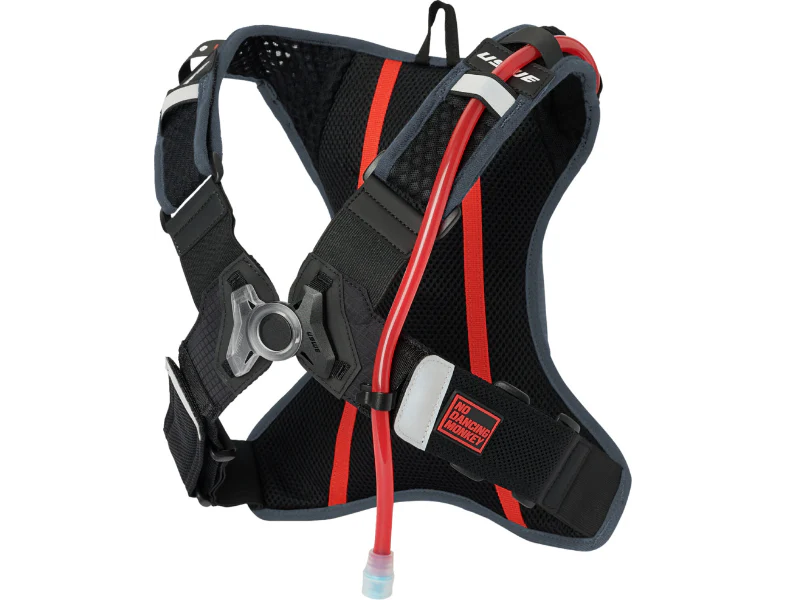 USWE Outlander 2L Hydration Pack - Image 8