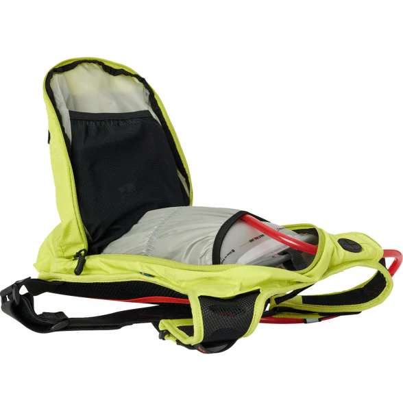 USWE Outlander 9L Hydration Pack - Image 12