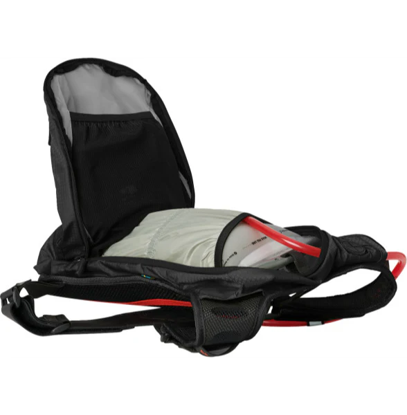 USWE Outlander 9L Hydration Pack - Image 4